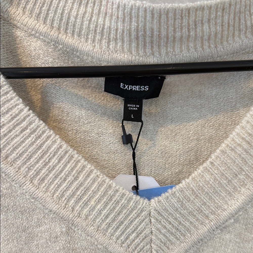 Express cream Sweater with Black Bow Accents new oversized - Picture 3 of 9